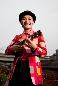 バロンプロフィール写 真 ウクレレ